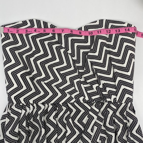ModCloth Strapless Sweetheart Fit & Flair Zig Zag - Picture 6 of 7